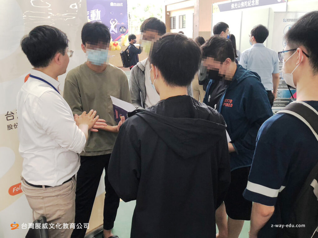 屏東大學校園徵才博覽會，非常感謝屏大同學熱情捧場！